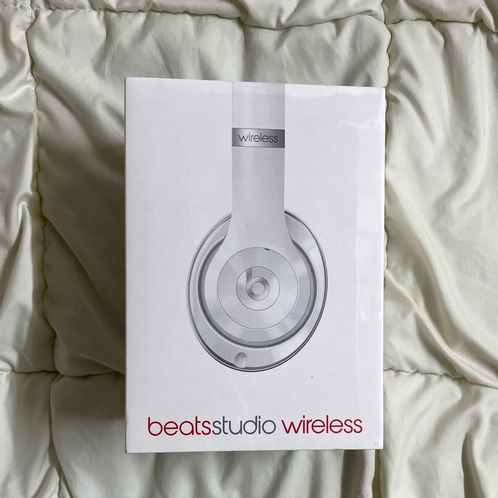 Beats by Dre Studio 2 New, Never Opened